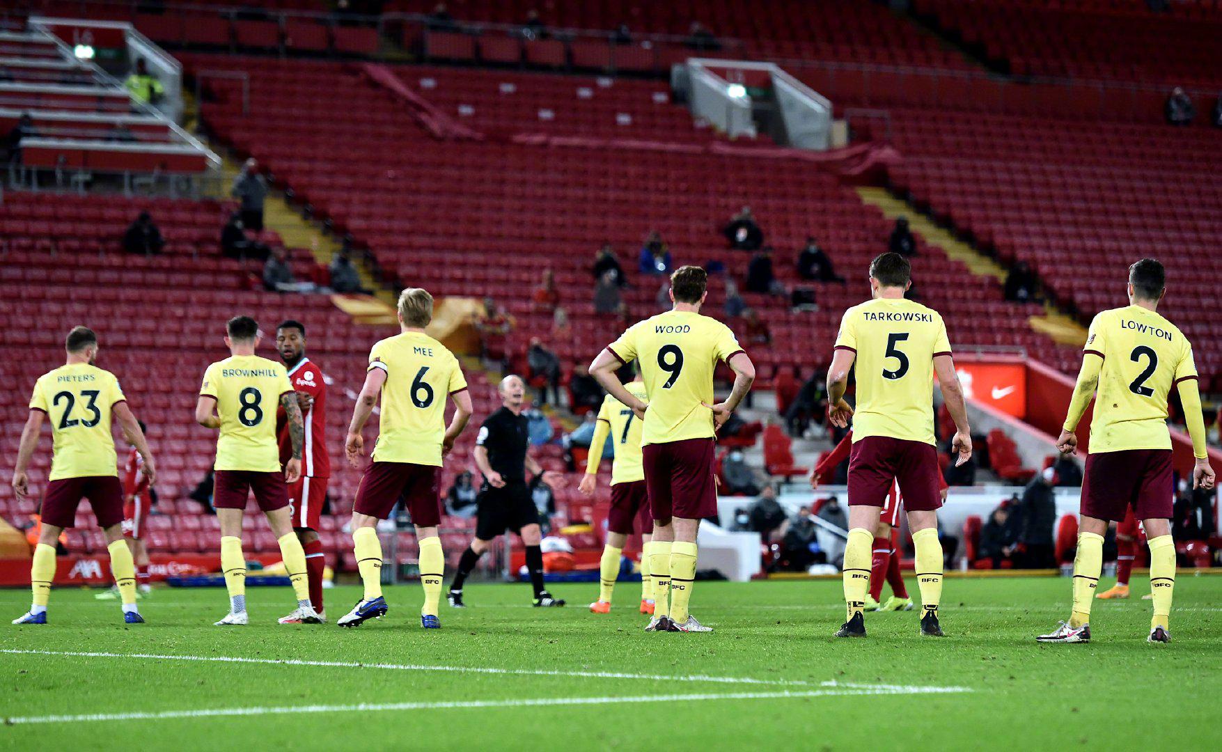 外部挖角和 外部挖角和